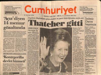 Cumhuriyet Gazetesi 23 Kasım 1990 - Bush-Esad Buluşmasını Özal Ayarladı GZ85098 - 1