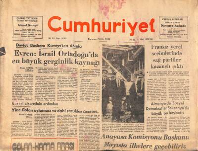 Cumhuriyet Gazetesi 23 Mart 1982 - Piri Reisin 2 Bilim Adamı Trafik Kazasında Öldü GZ119472 - 1