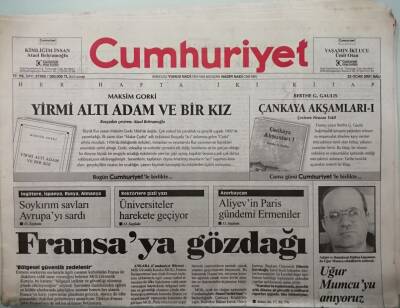Cumhuriyet Gazetesi 23 Ocak 2001 Soykırım Savları Avrupayı Sardı - GZ44528 - 2