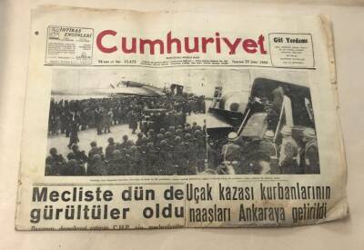 Cumhuriyet Gazetesi 23 Şubat 1959 GZ1009 - 2