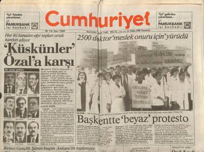 Cumhuriyet Gazetesi 24 Ekim 1988 - 2500 Doktor Meslek Onuru İçin Yürüdü GZ60891 - 1