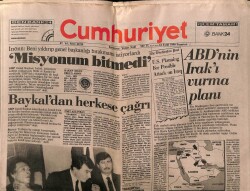 Cumhuriyet Gazetesi 24 Eylül 1990 - İnönü Beni Yıldırıp Genel Başkanlığı Bırakmamı İstiyorlardı GZ72241 - 2
