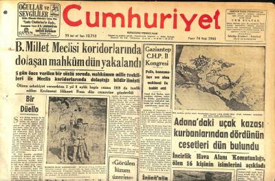 Cumhuriyet Gazetesi 24 Ocak 1960 - Adanadaki Uçak Kazası Kurbanlarından Dördünün Cesetleri Dün Bulundu - Mısırda Futbol Maçında 4 Kişi Öldü GZ119943 - 1