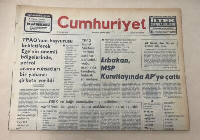 Cumhuriyet Gazetesi 25 Ekim 1976 GZ951 - 1