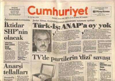 Cumhuriyet Gazetesi 25 Kasım 1987 - Özal Dönemi , Osmanlının Çöküş Çağına Benziyor GZ85016 - 1