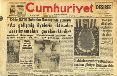 Cumhuriyet Gazetesi 25 Mayıs 1963 - Gürselin Veto Ettiği Kanunu Komisyon Dün Anayasaya Uygun Buldu - Ankaranın 32 Yeri Sular Altında Kaldı GZ120633 - 1