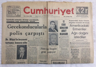 Cumhuriyet Gazetesi 26 Nisan 1966 - Gecekonducularla Polis Çatıştı GZ19223 - 1