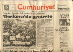 Cumhuriyet Gazetesi 26 Şubat 1990 - Türkiye Kimlik Arıyor GZ61224 - 1