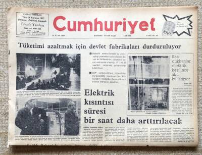 Cumhuriyet Gazetesi 27 Eylül 1977 GZ116 - 2