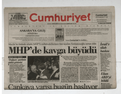 Cumhuriyet Gazetesi 27 Nisan 2000 - MHP de Kavga Büyüdü GZ5770 - 1
