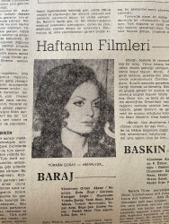 Cumhuriyet Gazetesi 28 Ekim 1977 - Milli Takım Kampında Sıkıyönetim İlan Edildi - Türkan Şoray 