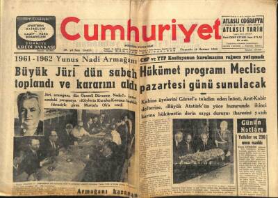 Cumhuriyet Gazetesi 28 Haziran 1962 - 1961-1962 Yunus Nadi Armağanı , Büyük Jüri Dün Sabah Toplandı Ve Kararını Aldı GZ98171 - 1