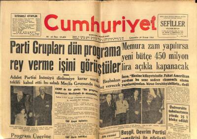 Cumhuriyet Gazetesi 29 Kasım 1961 - Memura Zam Yapılırsa Yeni Bütçe 450 Milyon Lira Açıkla Kapanacak GZ80303 - 1