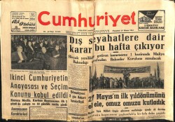 Cumhuriyet Gazetesi 29 Mayıs 1961 - İkinci Cumhuriyetin Anayasası Ve Seçim Kanunu Kabul Edildi GZ103126 - 1