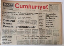 Cumhuriyet Gazetesi 29 Mayıs 1976 - İstanbulun 523. Fetih Yılı Kutlanıyor Ayasofya Müzesi Bir Gün Kapatıldı GZ13654 - 2