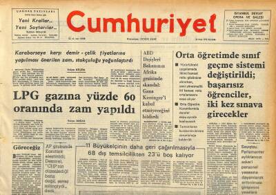 Cumhuriyet Gazetesi 29 Nisan 1976 - Kuşların Yol Açtığı Uçak Kazaları Artıyor - Fikret Otyam Yılın Gazetecesi Seçildi GZ115037 - 1