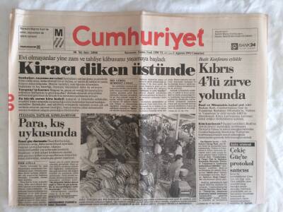 Cumhuriyet Gazetesi 3 Ağustos 1991 - Kıbrıs 4lü Zirve Yolunda GZ73196 - 1
