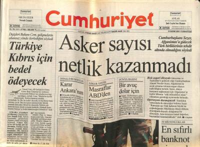 Cumhuriyet Gazetesi 3 Kasım 2001 - Cumhurbaşkanı Sezer , Afganistana Gidecek Türk Birliklerinin Tehdit Altında Olmadığını Söyledi GZ92948 - 1