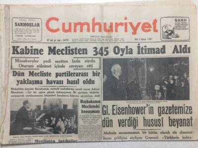 Cumhuriyet Gazetesi 3 Nisan 1951 - Kabine Meclisten 345 Oyla İtimad Aldı GZ52507 - 1