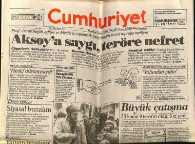 Cumhuriyet Gazetesi 3 Şubat 1990 - Alman Nakşibend Sultanahmette GZ65175 - 2