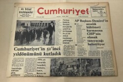 Cumhuriyet Gazetesi 30 Ekim 1974 GZ1552 - 2