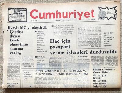 Cumhuriyet Gazetesi 30 Eylül 1977 GZ119 - 2