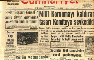 Cumhuriyet Gazetesi 30 Haziran 1960 - Milli Korunmayı Kaldıran Tasarı Komiteye Sevkedildi GZ108986 - 1