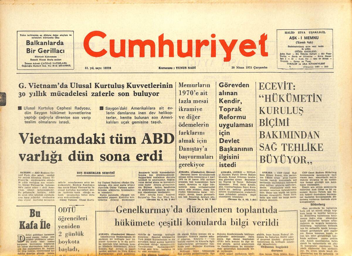 Cumhuriyet Gazetesi 30 Nisan 1975 - Vietnam'daki Tüm ABD Varlığı Dün Sona Erdi - Lübnan Şilebi Batarken İtalyan Gemisindekiler Fotoğrafını Çekti GZ143625 - 1