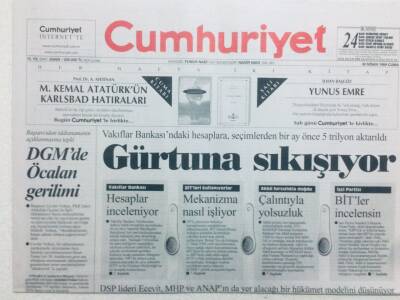 Cumhuriyet Gazetesi 30 Nisan 1999 - Üçlü Koalisyon Formülü GZ42122 - 1