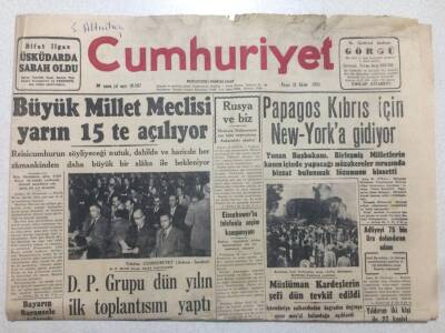 Cumhuriyet Gazetesi 31 Ekim 1954 - Papagos Kıbrıs İçin New York a Gidiyor GZ52471 - 1