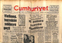 Cumhuriyet Gazetesi 31 Ocak 1968 - Vietkong Topyekün Saldırıya Geçti GZ103114 - 1