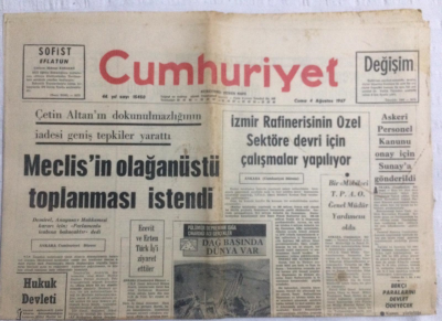 Cumhuriyet Gazetesi 4 Ağustos 1967 - Meclisin Olağanüstü Toplanması İstendi - GZ19533 - 1