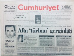 Cumhuriyet Gazetesi 4 Kasım 1999 - Afta Türban Gerginliği GZ43188 - 1