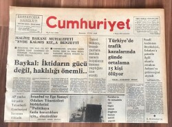 Cumhuriyet Gazetesi 4 Mayıs 1974 GZ259 - 2