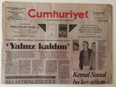 Cumhuriyet Gazetesi 4 Temmuz 2000 - Kemal Sunal Bu Kez Ağlattı GZ31257 - 1