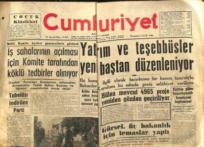 Cumhuriyet Gazetesi 5 Eylül 1960 - Gürsel , Üç Bakanlık İçin Temaslar Yaptı GZ82492 - 1