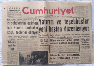 Cumhuriyet Gazetesi 5 Eylül 1960 - Yatırım Ve Teşebbüsler Yeni Baştan Düzenleniyor - GZ19312 - 1