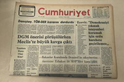 Cumhuriyet Gazetesi 6 Ekim 1976 GZ934 - 1