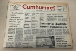 Cumhuriyet Gazetesi 6 Ocak 1977 GZ1140 - 1