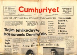 Cumhuriyet Gazetesi 7 Mart 1975 - Ecevit Rejim Tehlikedeyse Baş Sorumlu Demireldir GZ103161 - 1
