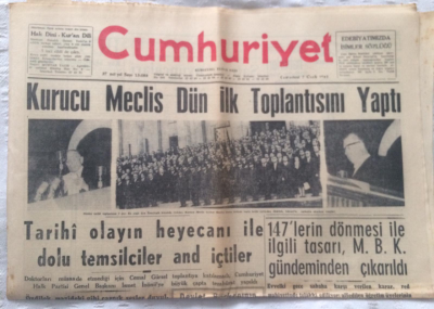 Cumhuriyet Gazetesi 7 Ocak 1961 - Tarihi Olayın Heyecanı İle Dolu Temsilciler And İçtiler - GZ19440 - 1