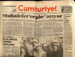 Cumhuriyet Gazetesi 8 Aralık 1990 - Saddam Hüseyinin Kararı Olumlu Karşılandı GZ65116 - 1