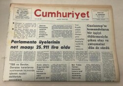 Cumhuriyet Gazetesi 8 Ocak 1977 GZ1142 - 2