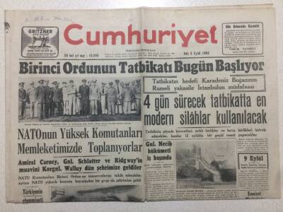 Cumhuriyet Gazetesi 9 Eylül 1952 - Natonun Yüksek Komutanları Türkiyede GZ52493 - 1
