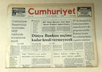 Cumhuriyet Gazetesi 9 Mart 1977 GZ654 - 1