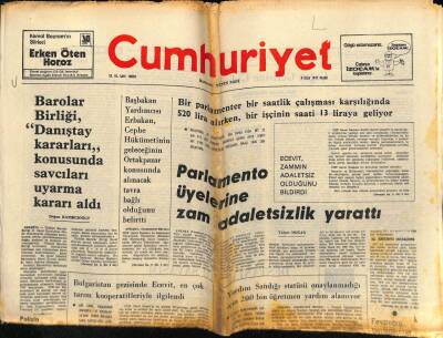 Cumhuriyet Gazetesi 9 Ocak 1977 - Bulgaristan Gezisinde Ecevit , En Çok Kooperatifleriyle İlgilendi GZ69870 - 1