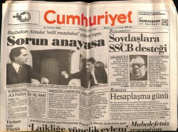 Cumhuriyet Gazetesi 9 Ocak 1990 - Ayasofyanın İbadete Açılması İstemine Boğaziçili Öğretim Üyelerinden Tepki GZ72498 - 1