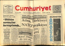 Cumhuriyet Gazetesi 9 Şubat 1966 - Atina Türkiyeyi Natoya Şikayet Etti GZ61853 - 1