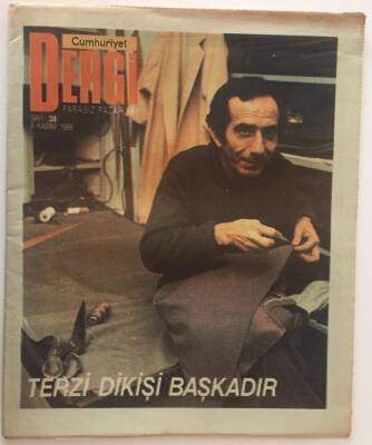 Cumhuriyet Gazetesi Dergi Eki 9 Kasım 1986 - Ali Poyrazoğlu Tiyatronun Evliya Çelebisiyim .... GZ16573 - 2