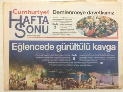 Cumhuriyet Gazetesi Hafta Sonu Eki 12 Ağustos 2006 - Eğlencede Gürültülü Kavga GZ50355 - 1